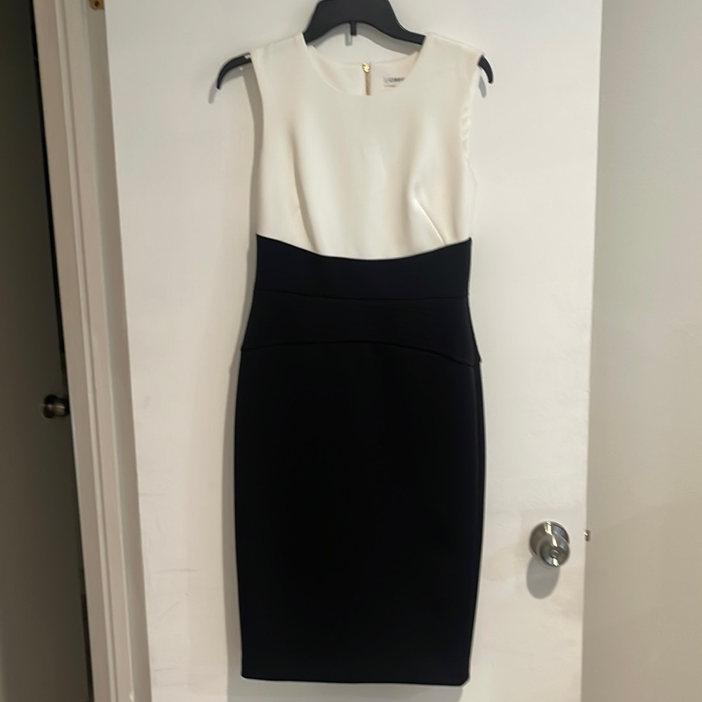 Size 4 Calvin Klein sexy midi cocktail dress